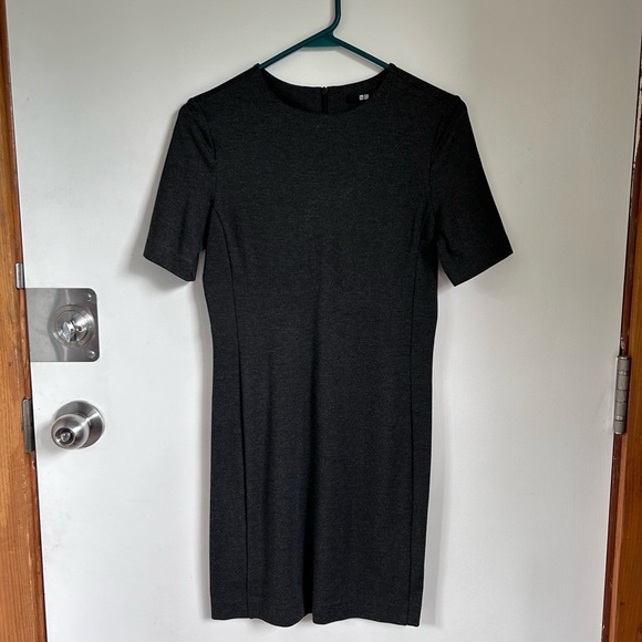 Lot of 3 Uniqlo Dresses (Black, Grey, Navy) - Picture 5 of 6